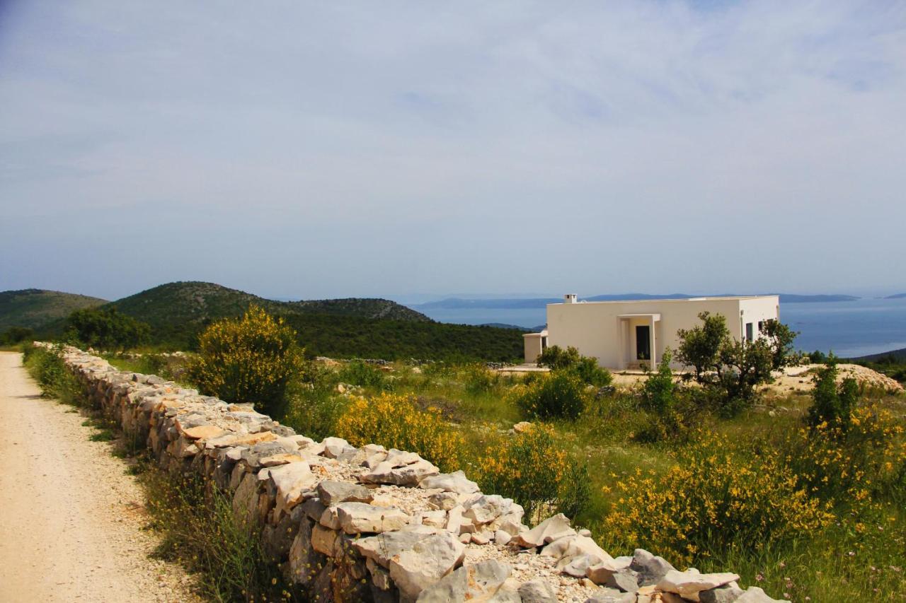 Villa Zlatno Sunce In The Hills Near Trogir Vrsine ภายนอก รูปภาพ